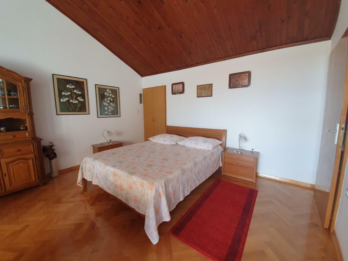 Penthouse Studio With Sea View Makarska Kültér fotó